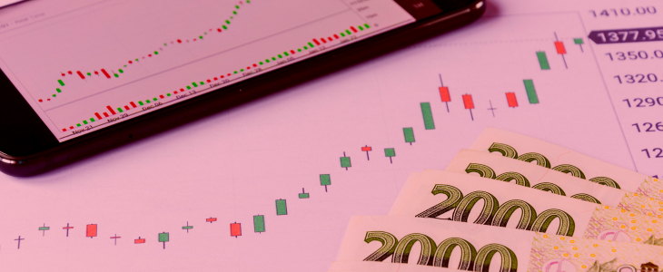 A visual guide on investing in forex, highlighting the concept of slippage in forex trading for better decision-making.